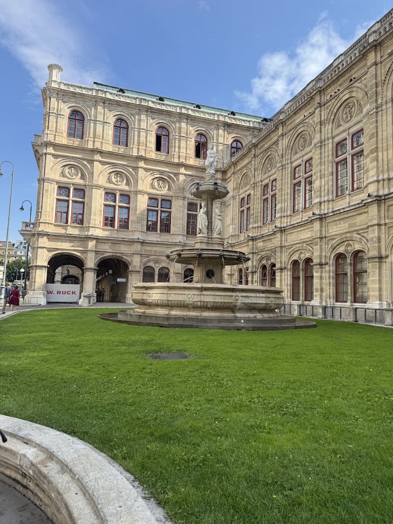 O - the club - O - the club, Opernring/Operngasse, 1010 Wien, Austria