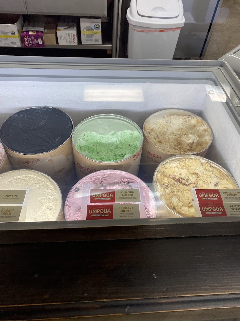 Angel's Donuts And Ice Cream - Angel's Donuts And Ice Cream, 212 NE 164th Ave, Vancouver, WA 98684, USA
