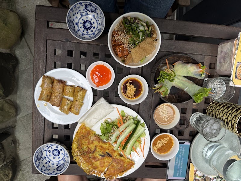 Chickpea Eatery: Mom's Kitchen - Da Nang Vegan & Vegetarian Restaurant - Chickpea Eatery: Mom's Kitchen - Da Nang Vegan & Vegetarian Restaurant 73-12 Trương Định, Sơn Trà, Đà Nẵng 550000, Vietnam