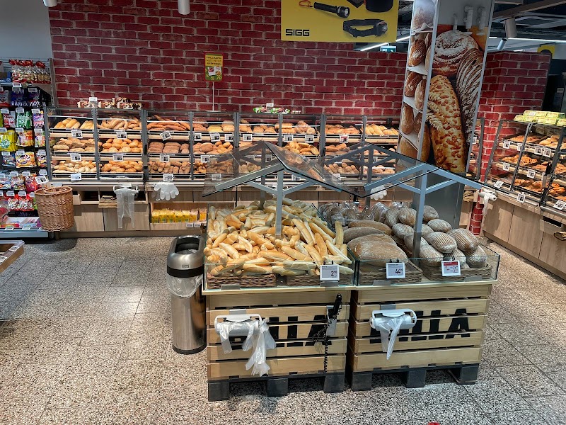 Billa - Billa Evropská 695/73, 160 00 Praha 6-Vokovice, Czechia