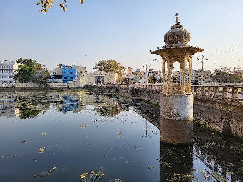 Pichola Lake, Udaipur - Pichola Lake, Udaipur HMCM+Q98, Pichola, Udaipur, Rajasthan 313004, India