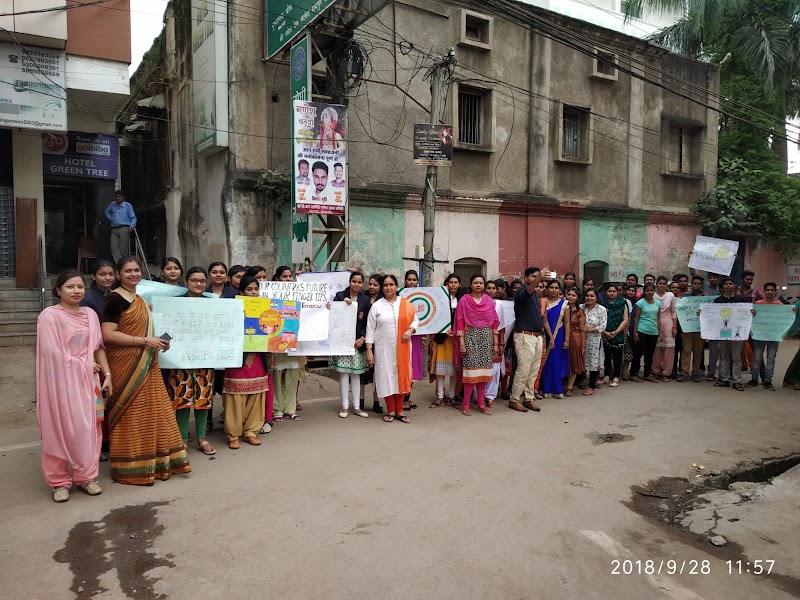 Mahatma Gandhi College, Raipur - Mahatma Gandhi College, Raipur, 7J3J+HW3, Station Rd, Behind Gurudwara, Nahar Para, Station Road, Moudhapara, Raipur, Chhattisgarh 492009, India