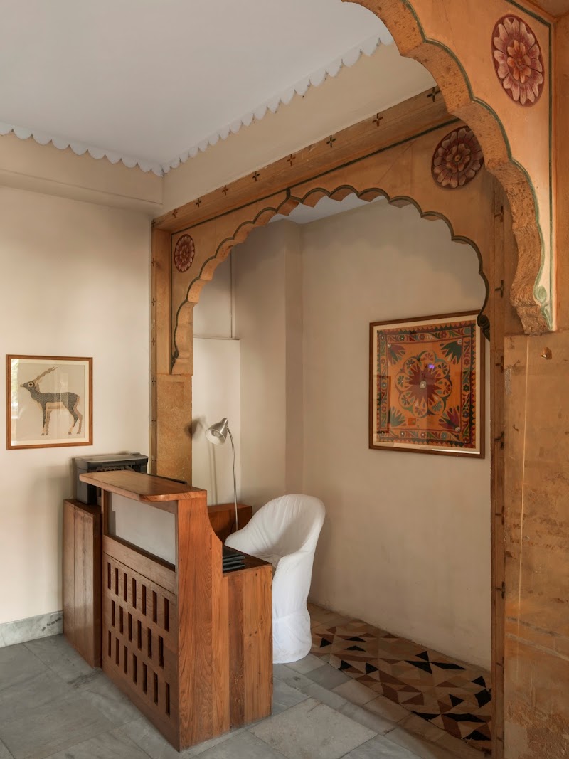 The Stepwell Hotel - The Stepwell Hotel Makrana Mohhala, Toor Ji Ka Jhalra, Sutharo Ka Bass Rd, Gulab Sagar, Jodhpur, Rajasthan 342001, India