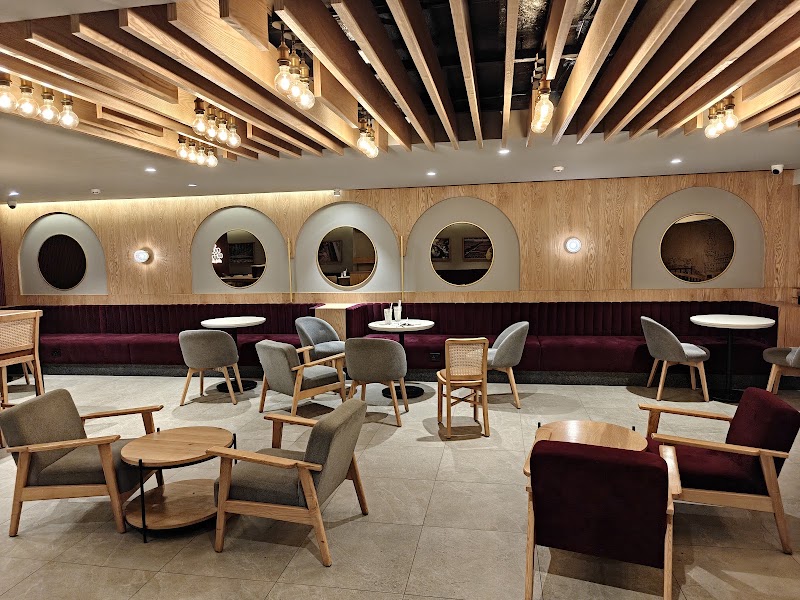 Third Wave Coffee - Third Wave Coffee Door No 8-2-586/B, 8-2-686/B/A, Ground Floor, G Square Building, Road No. 12, NBT Nagar, Banjara Hills, Hyderabad, Telangana 500035, India