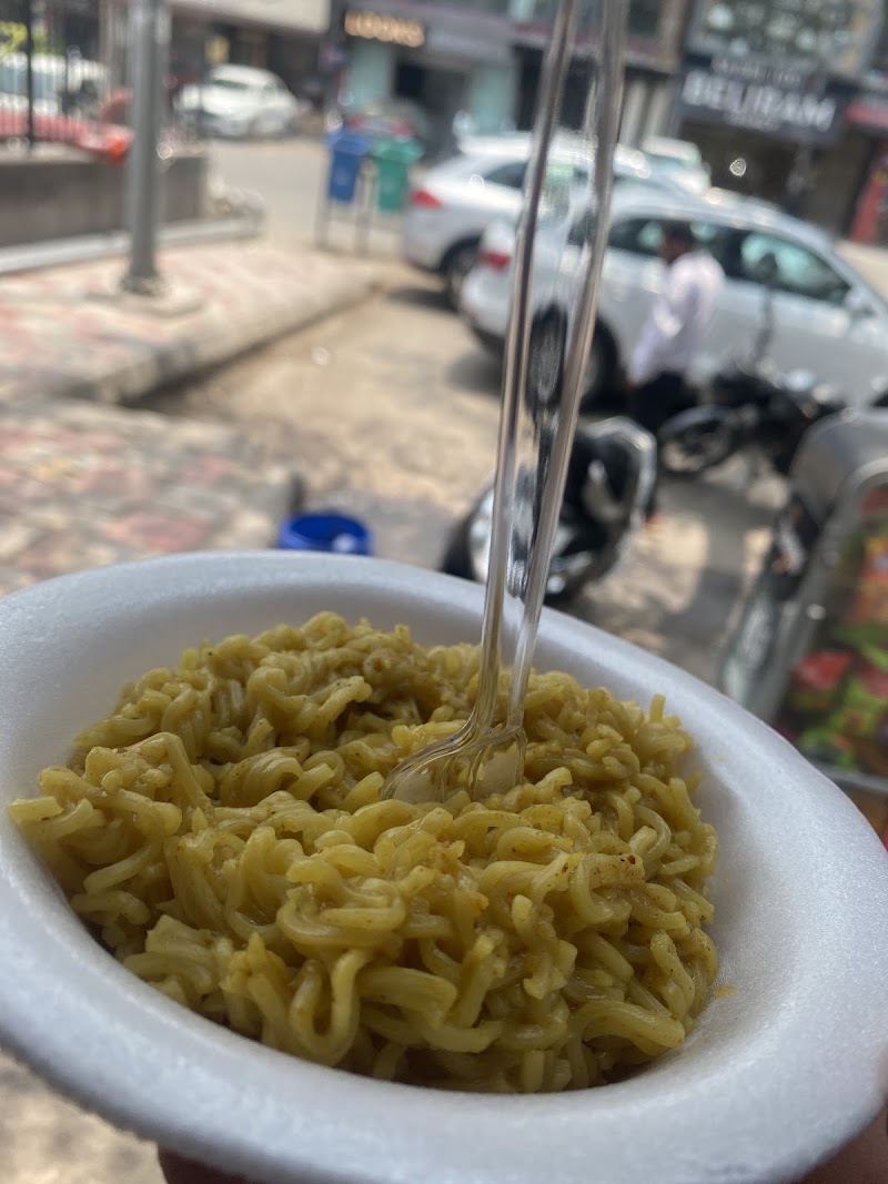 रावत शेक और कॉफ़ी कॉर्नर - रावत शेक और कॉफ़ी कॉर्नर South Extension II, New Delhi, Delhi 110049, India