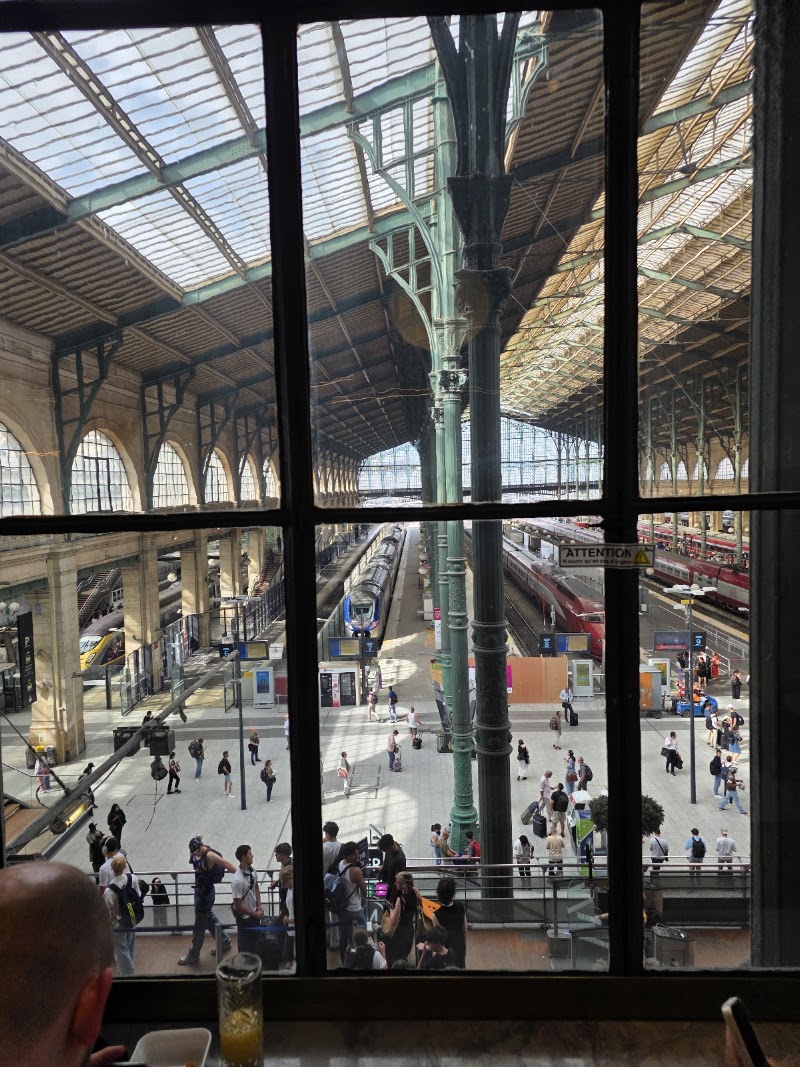 Eurostar Gare du Nord Business Premier lounge - Eurostar Gare du Nord Business Premier lounge Gare du Nord, 18 Rue de Dunkerque, 75010 Paris, France