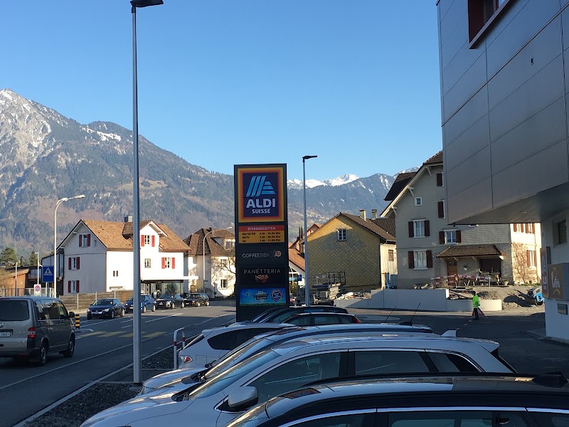 ALDI SUISSE - ALDI SUISSE Churerstrasse 12, 9470 Buchs, Switzerland