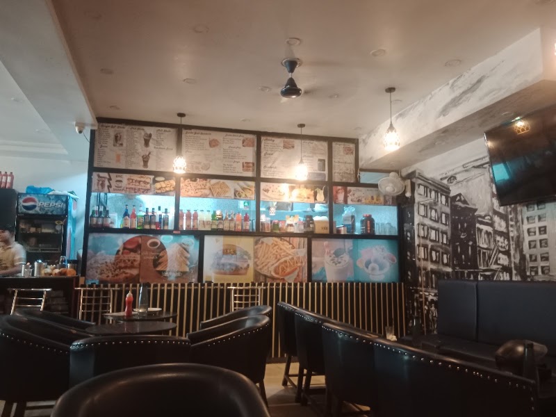 Swagat Ice Cream Parlour & Juice Corner - Swagat Ice Cream Parlour & Juice Corner neelkanth tower, Bhaskar Cir, Chouraha, Ratanada, Jodhpur, Rajasthan 342011, India