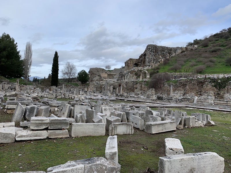 Ancient Greek Agora - Ancient Greek Agora Atatürk, 35920 Selçuk/İzmir, Türkiye