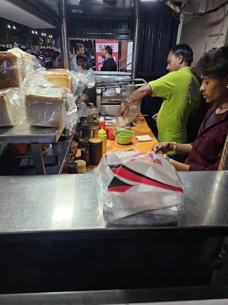 Sapna Sangeeta Sandwich - Sapna Sangeeta Sandwich 1, Sapna Sangeeta Rd, mall, Indore, Madhya Pradesh 452001, India