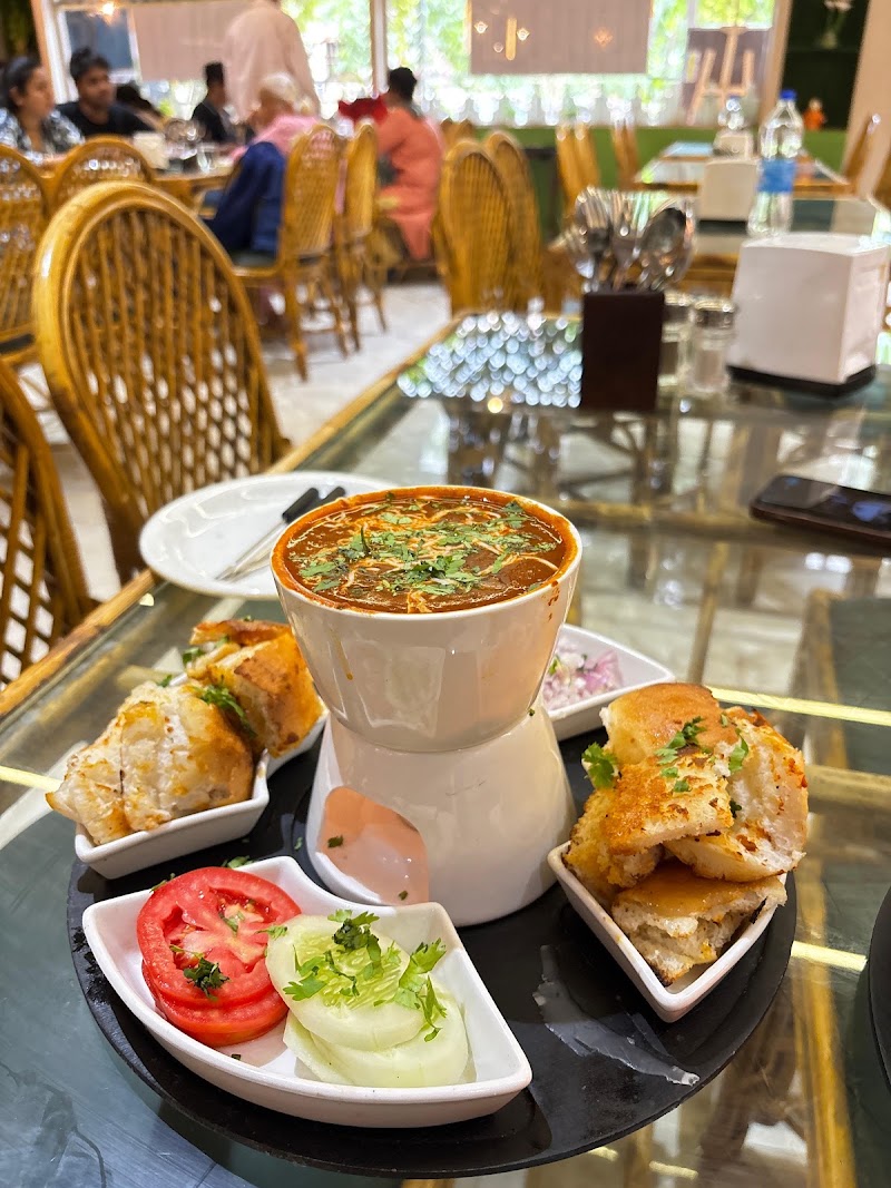 Shreeji Veg World- Multi-Cuisine Restaurant - Shreeji Veg World- Multi-Cuisine Restaurant Hissa 4A, Plot No 4, Panchmukhi Rd, Nityanand Nagar, Gaurav Galaxy, Mira Road East, Mira Bhayandar, Maharashtra 401107, India