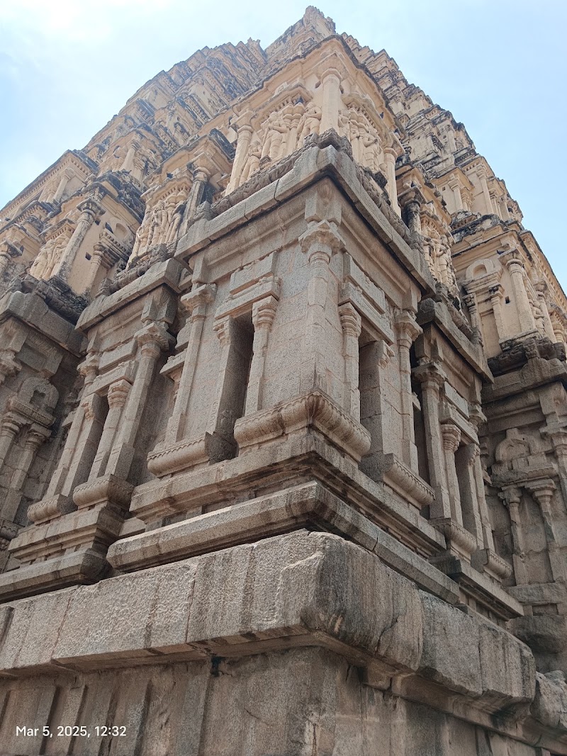 Soole Bazaar - Soole Bazaar, 8FM6+VVW, Hampi Bazaar St, Hampi, Karnataka 583239, India