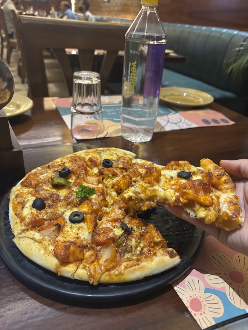 Oak Bistro - Oak Bistro Ground Floor, Hotel Ascent Biz Noida - Khoda Road, Khora Colony, Sector 62, Noida, Uttar Pradesh 201020, India