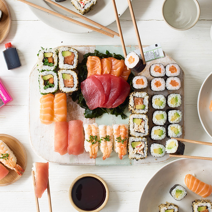 itsu - More London, Tower Bridge - itsu - More London, Tower Bridge, 7 More London Riverside, London SE1 2BY, UK