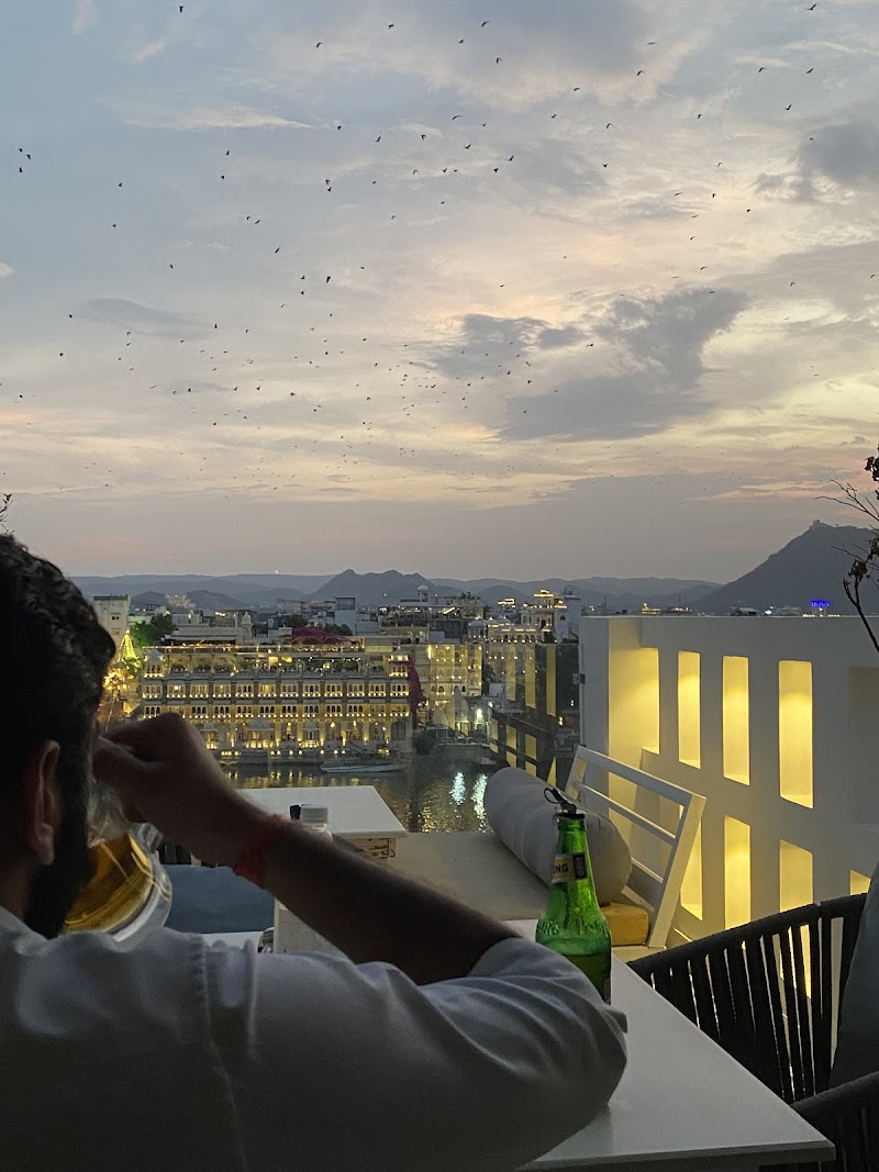 SELORA CAFE & ROOFTOP RESTAURANT - SELORA CAFE & ROOFTOP RESTAURANT 26/135, Lal Ghat Road, Old City, Udaipur, Rajasthan 313001, India