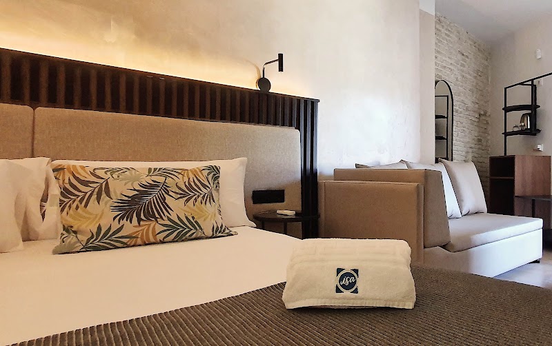 ISA Sevilla Suites - ISA Sevilla Suites, C. Ángeles, 11, Casco Antiguo, 41004 Sevilla, Spain