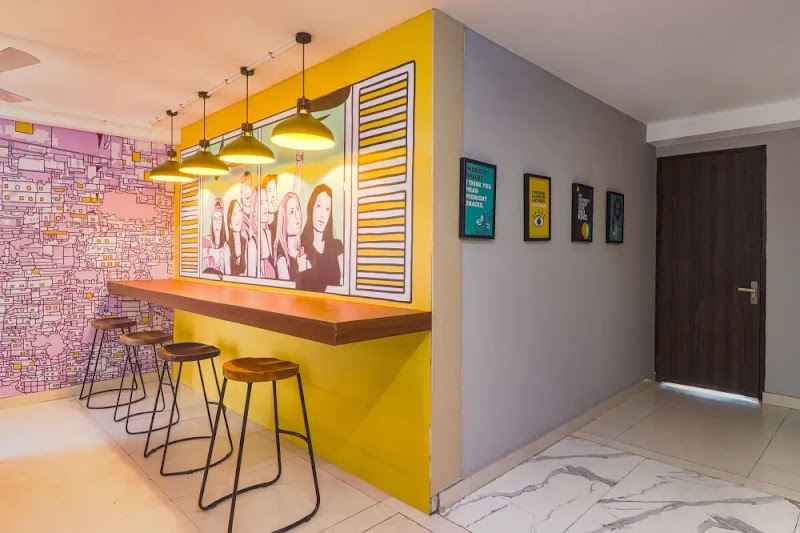 Stanza Living Tortosa House - PG in Sec 57 Gurgaon | Coliving PG | Unisex PG - Stanza Living Tortosa House - PG in Sec 57 Gurgaon | Coliving PG | Unisex PG Oyo Collection Hongkong Bazar, Golf Course Ext Rd, G-15, Sushant Lok 2, Sector 57, Gurugram, Haryana 122002, India