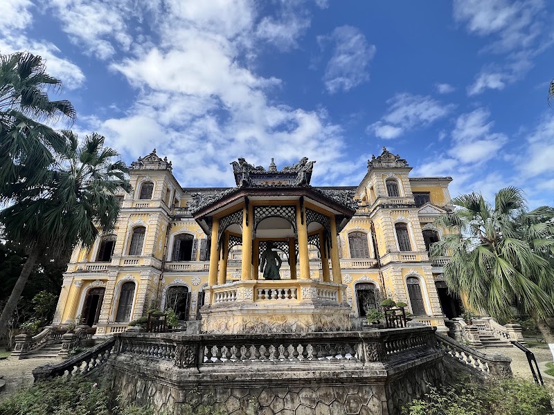 Da Nang - Hoi An - Hue Luxury Private Car Rental - Da Nang - Hoi An - Hue Luxury Private Car Rental, 108 Trưng Nữ Vương, Hải Châu, Đà Nẵng 55000, Vietnam