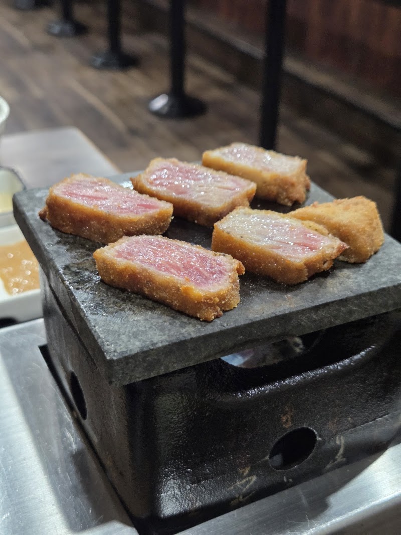 Gyukatsu Motomura - Gyukatsu Motomura Japan, 〒160-0022 Tokyo, Shinjuku City, Shinjuku, 3-chōme−22−７ 指田ビル B1F