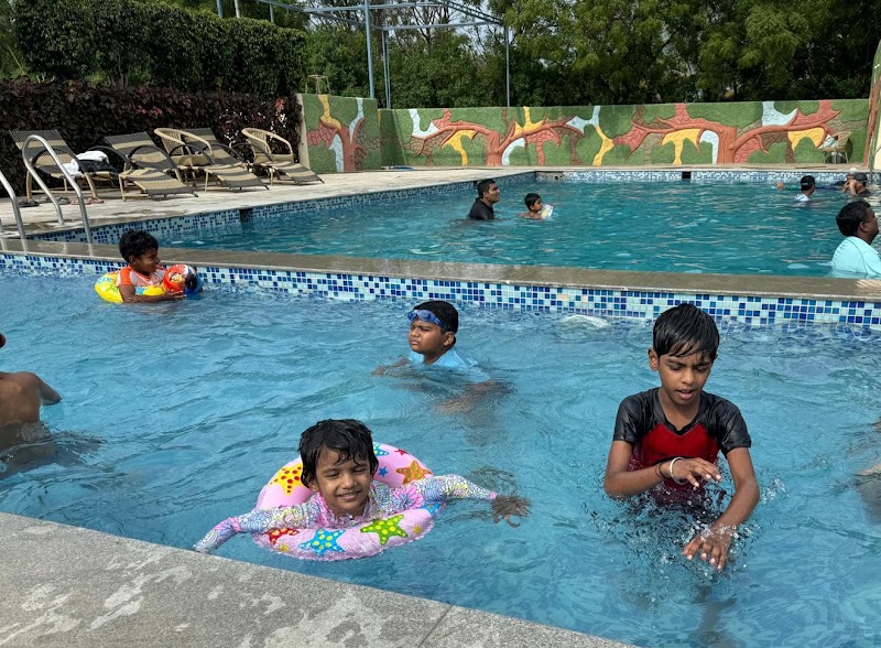 Woodland Resorts - Woodland Resorts, Sy no. 18, near SREENIDHI INTERNATIONAL SCHOOL, opp. Nagbabu studio, Moinabad, Aziznagar, Hyderabad, Telangana 500075, India