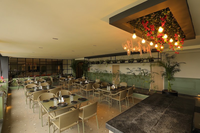 Hotel City Express By Downtown Udaipur - Hotel City Express By Downtown Udaipur, City Station Rd, near Central Bus Stop, Udaipole, Jawahar Nagar, Ganga Gali, Udaipur, Rajasthan 313001, India