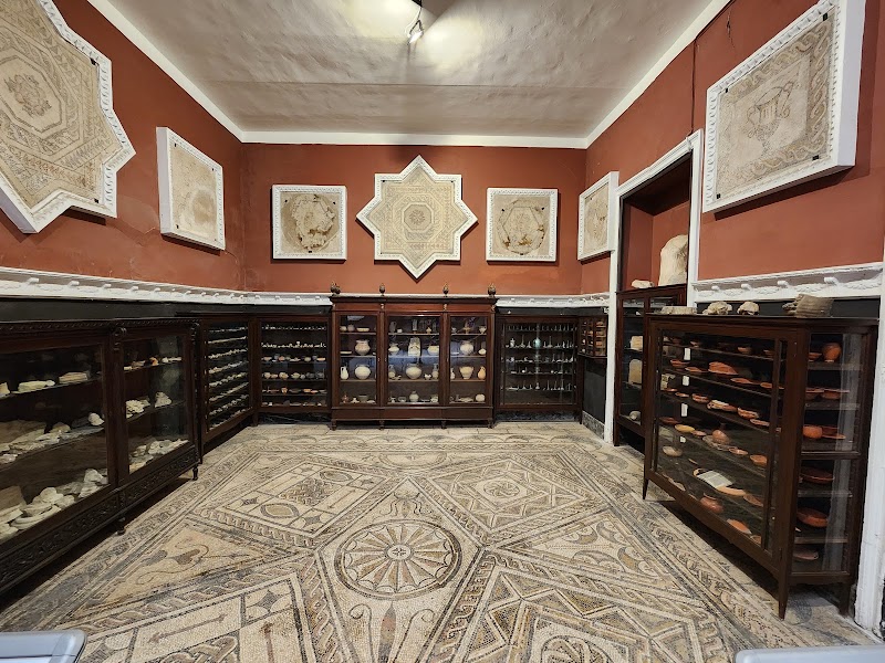 Palacio de la Condesa de Lebrija - Palacio de la Condesa de Lebrija C. Cuna, 8, Casco Antiguo, 41004 Sevilla, Spain