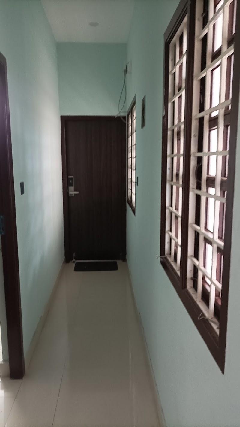 TRU COMFORT Guest House - TRU COMFORT Guest House 24, Ranga Pillai St, near Karthik Veg Hotel, MG Road Area, Puducherry, 605001, India
