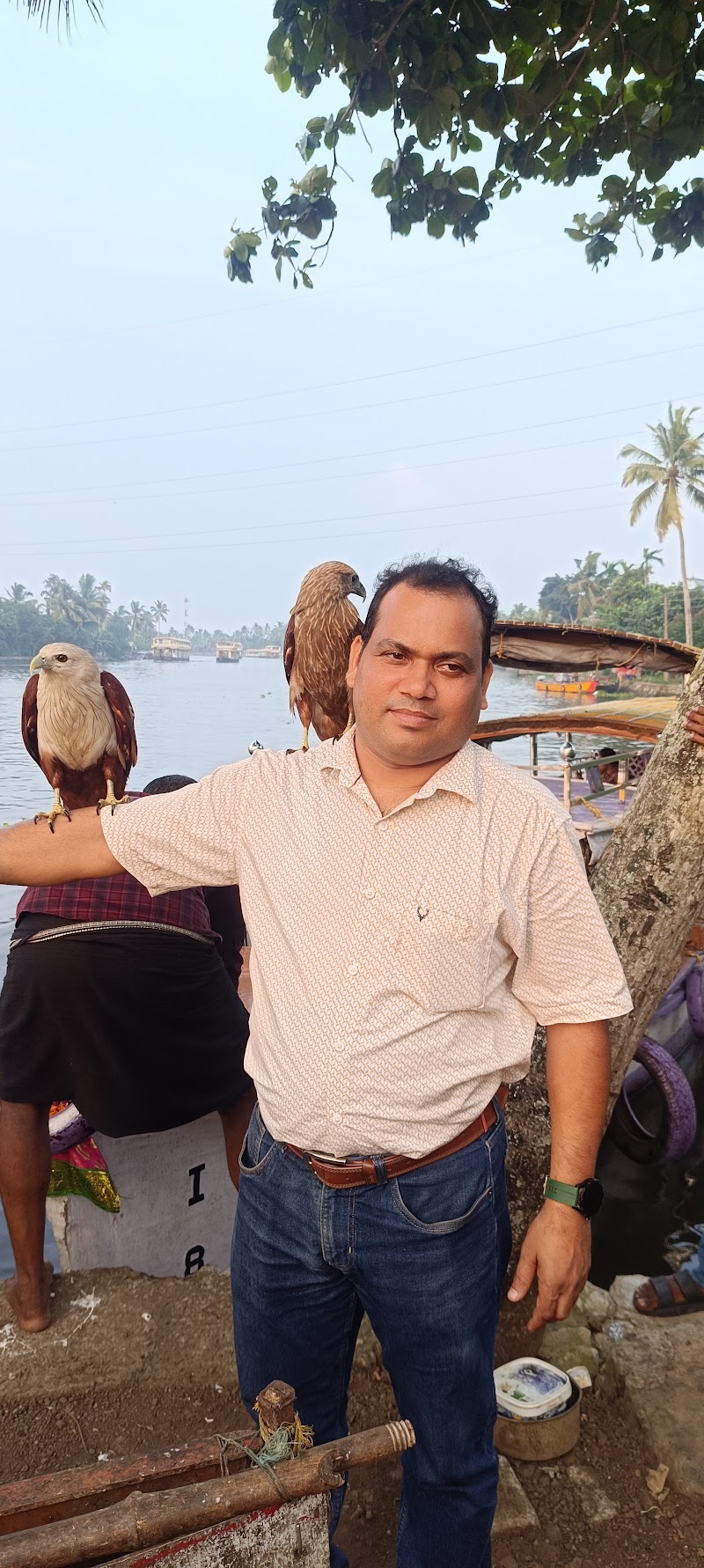 Alleppey Backwaters - Alleppey Backwaters F8XQ+6GH, Erezha, Mullakkal, Alappuzha, Keralam 688001, India