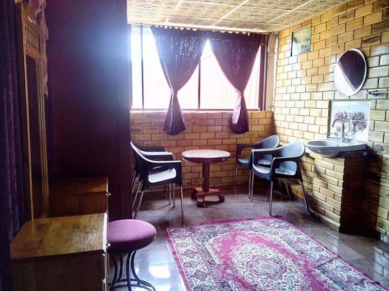 JJ Cottage - JJ Cottage Panchayath Hospital Rd, Moolakadai, Munnar, Kerala 685612, India