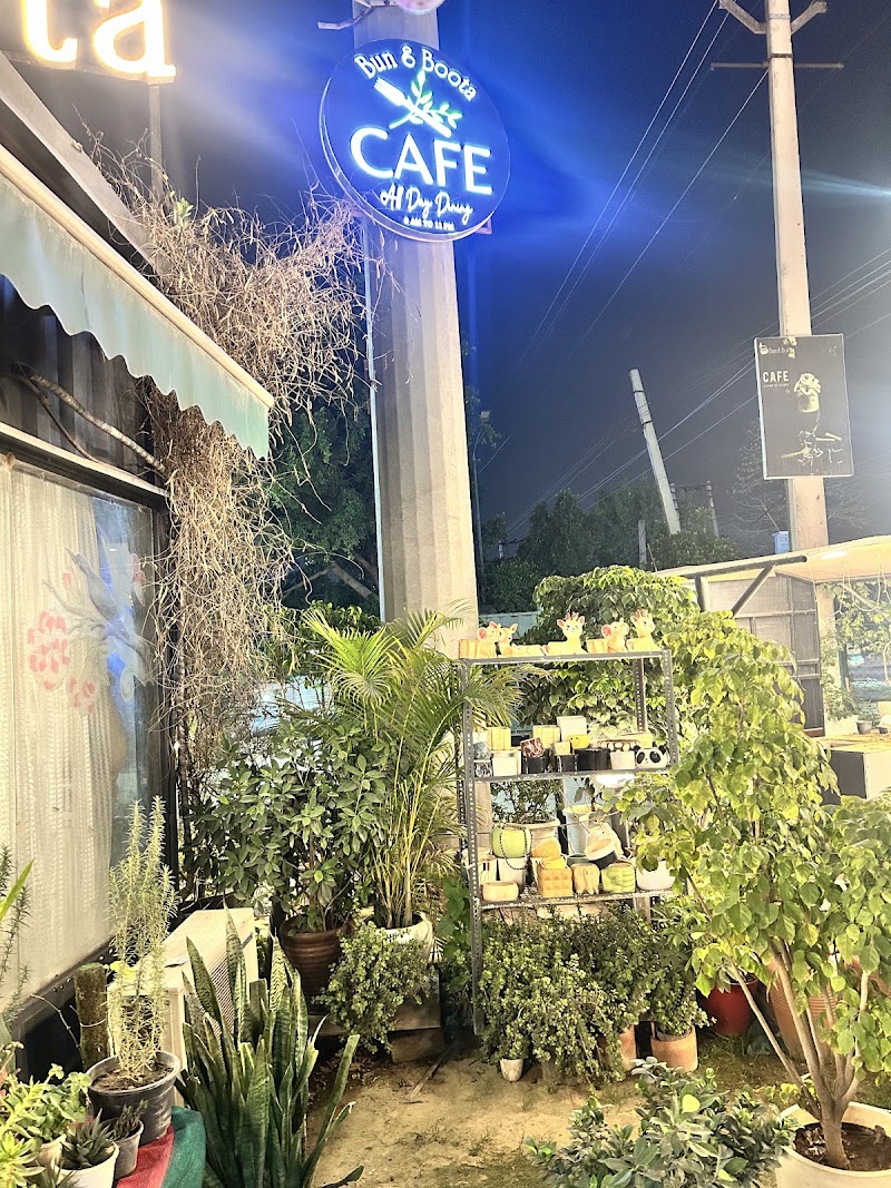 Bun & Boota Cafe - Bun & Boota Cafe Golf Course Ext Rd, Sector 62, Gurugram, Haryana 122011, India