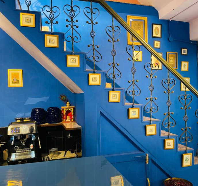 Blue Door Cafe - Blue Door Cafe Hathikhane ke paas, Kabutro ka chowk, CITY PALACE, Tulsi Marg, Gangori Bazaar, J.D.A. Market, Brahampuri, Jaipur, Rajasthan 302002, India