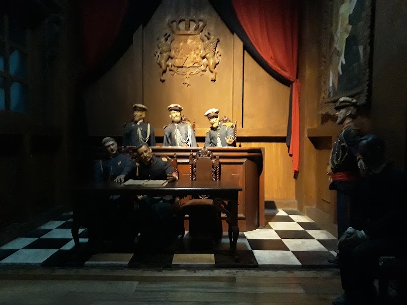 Intramuros and Rizal’s Bagumbayan Light and Sound Museum - Intramuros and Rizal’s Bagumbayan Light and Sound Museum, HXPG+Q3Q, Victoria St, Intramuros, Manila, 1000 Metro Manila, Philippines