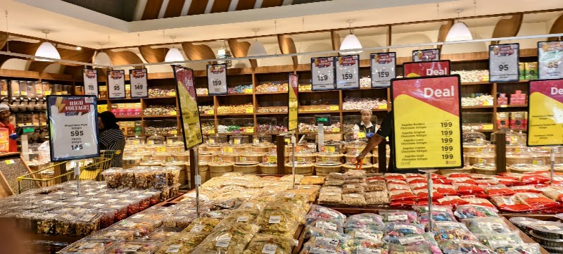 NESTO HYPERMARKET HILITE MALL - NESTO HYPERMARKET HILITE MALL, 2/1149-G17, -1 Level, Hilite Mall, NH Thondayad Bypass, Poovangal, Kozhikode, Pantheeramkavu, Kerala 673014, India