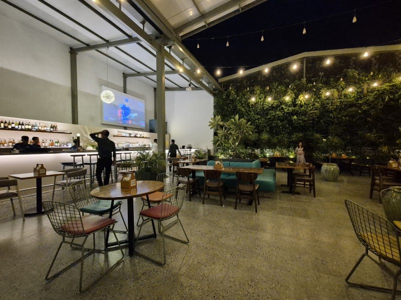Terrace Bar & Kitchen - Terrace Bar & Kitchen No 1, (old 141/37), Rooftop, 24th main, Marenahalli Rd, R.K Colony, Marenahalli, 2nd Phase, J. P. Nagar, Bengaluru, Karnataka 560041, India