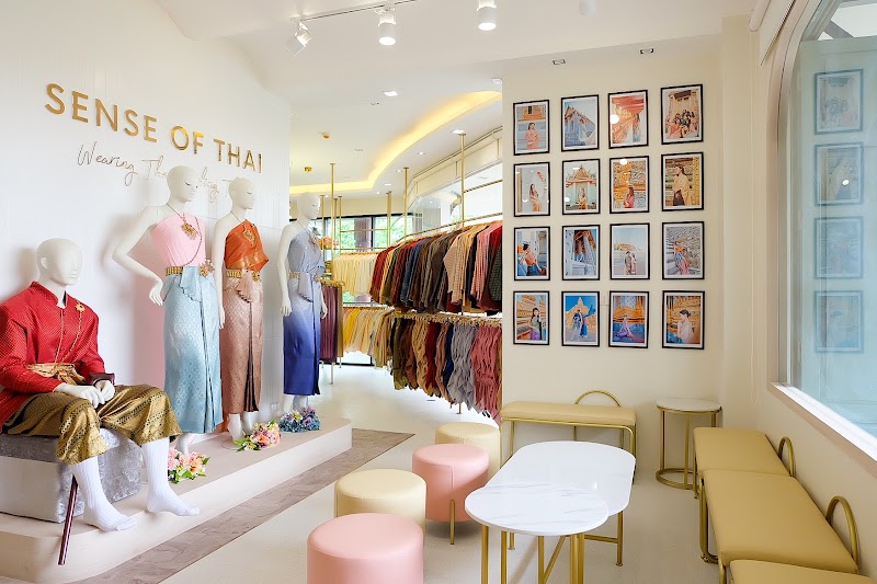 Sense of Thai : Thai Costume Rental - Sense of Thai : Thai Costume Rental, 11, 1 Maharaj - Tha Tien, Khwaeng Phra Borom Maha Ratchawang, Khet Phra Nakhon, Krung Thep Maha Nakhon 10200, Thailand
