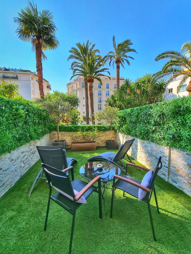 Hôtel de Provence - Hôtel de Provence 9 Rue Molière, 06400 Cannes, France