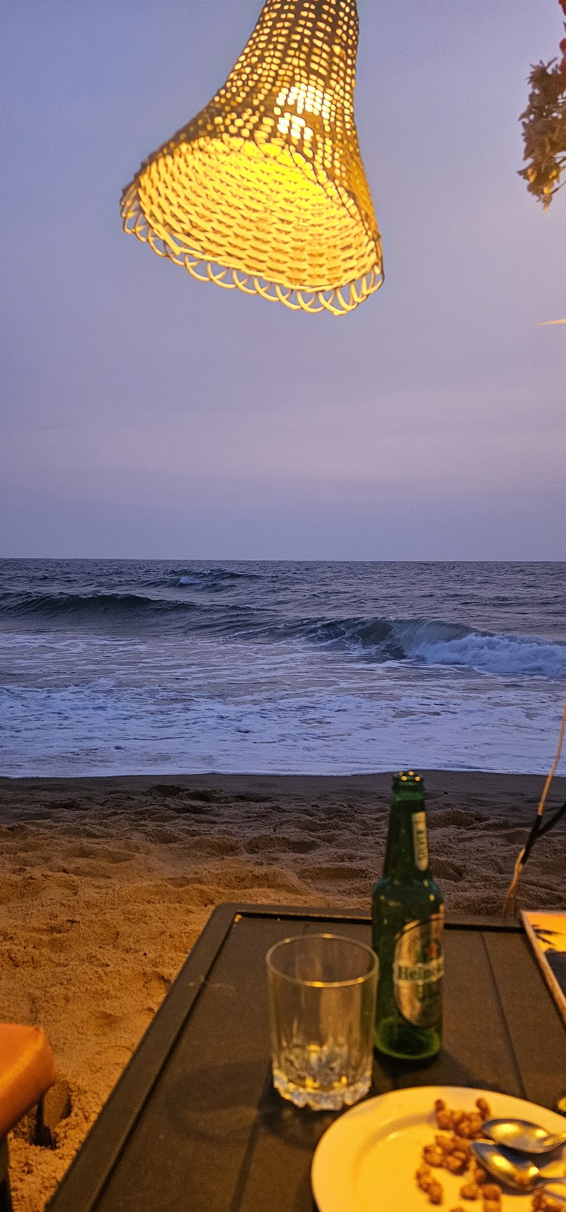 Francoise beach - Francoise beach GQ67+JV3, Candolim, Goa 403515, India