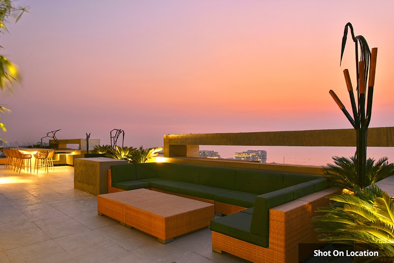 Rustomjee Paramount - Rustomjee Paramount, 3RGH+GP5, 18th Rd, Khar, Vithaldas Nagar, Khar West, Mumbai, Maharashtra 400054, India