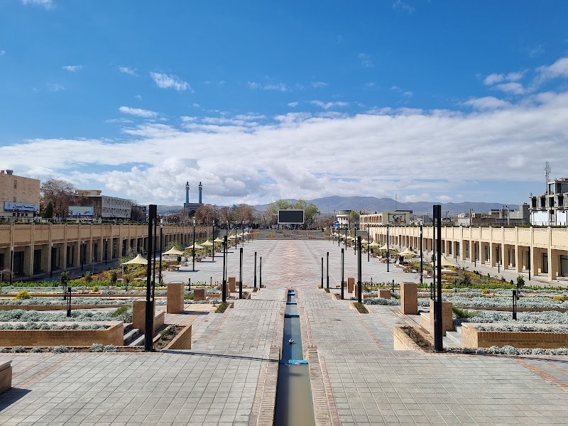 Sabzeh Meydan - Sabzeh Meydan, Zanjan Province, Zanjan, خیابان امام خمینی، MF9H+FPP, Iran
