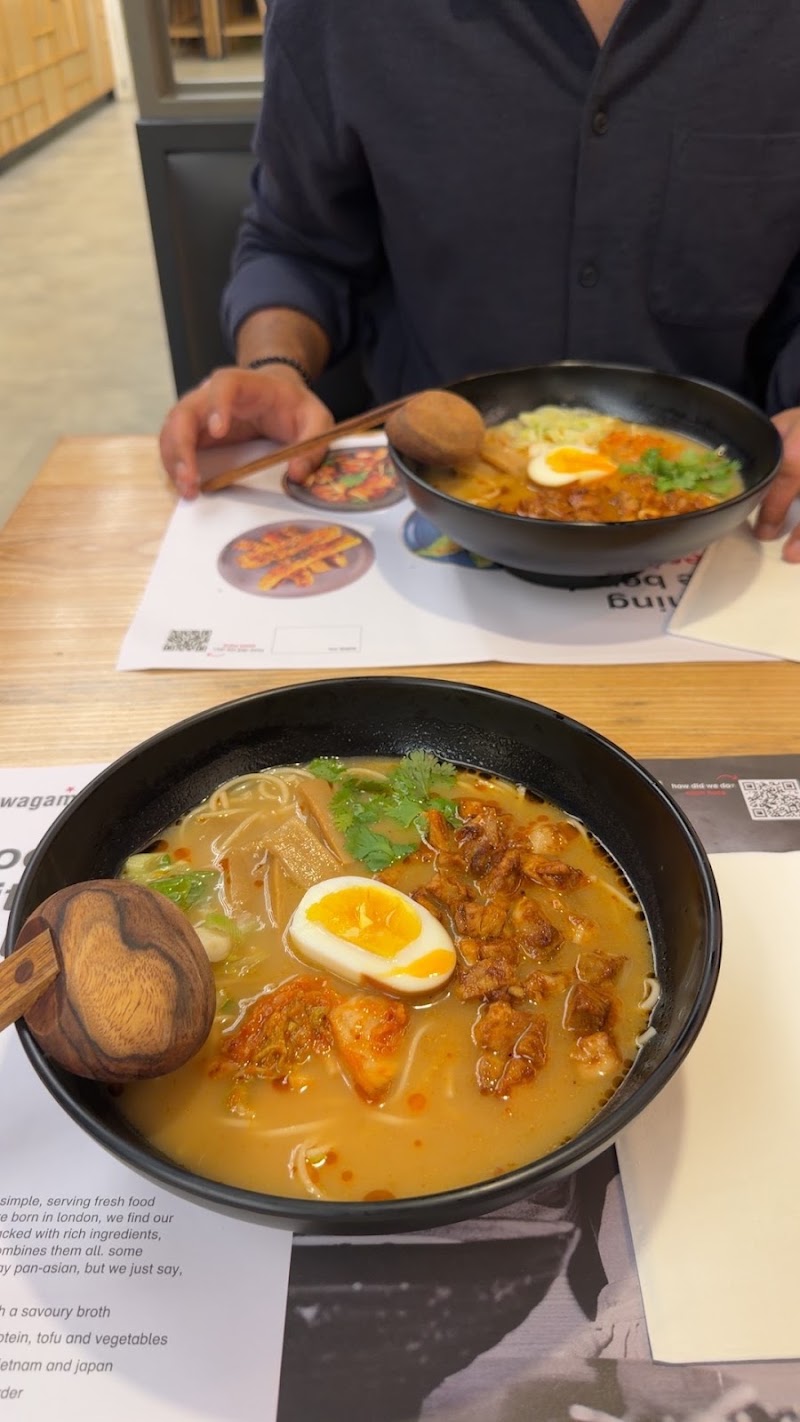 Wagamama T2(Domestic) - Wagamama T2(Domestic), 3VW4+HH2, Navpada, Vile Parle East, Vile Parle, Mumbai, Maharashtra 400099, India