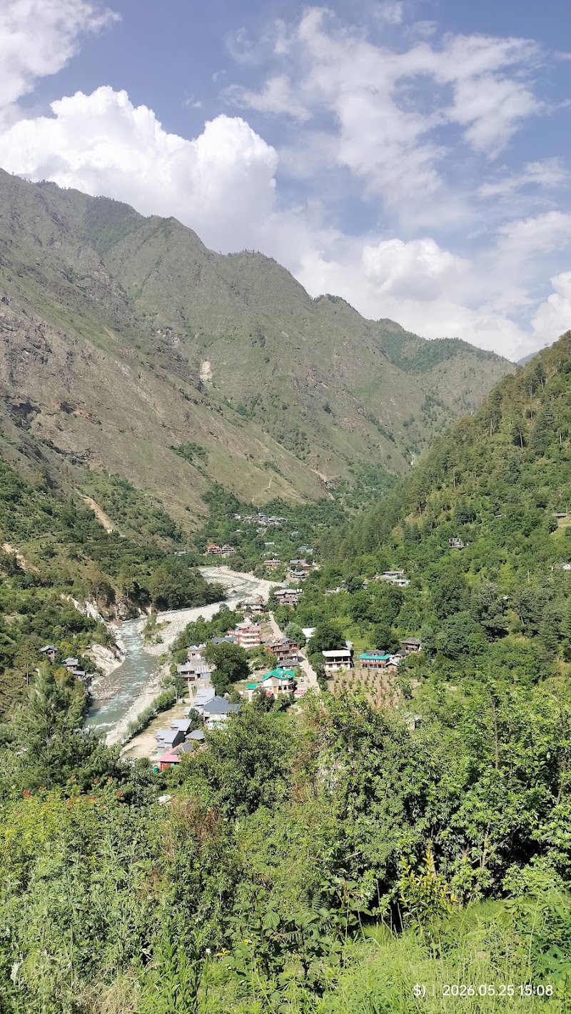 Starting Point for Chhoie waterfall - Starting Point for Chhoie waterfall, J9QW+PWH, Banjar, Sharchi, Himachal Pradesh 175123, India