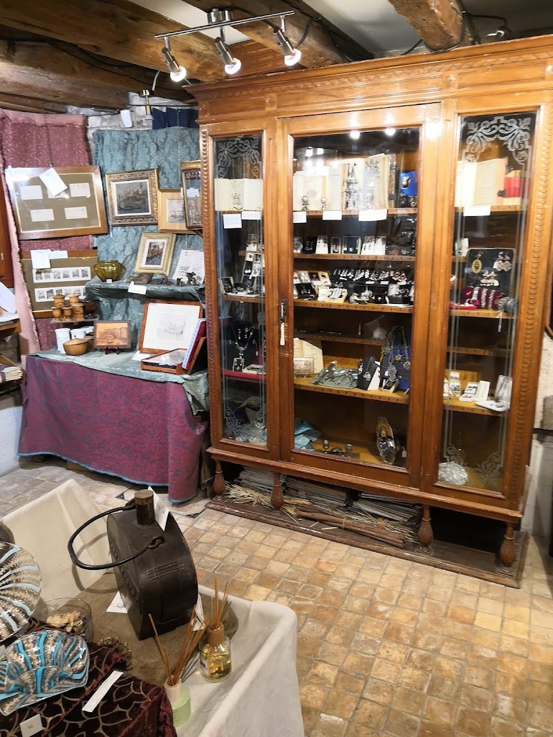 Antichità Al Ghetto - Antichità Al Ghetto, Cannaregio, 1133, 30121 Venezia VE, Italy