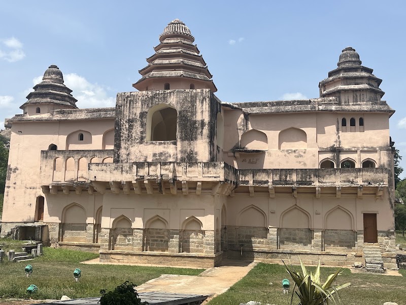 Chandragiri Fort - Chandragiri Fort, tpt road, Chandragiri, Andhra Pradesh 517101, India