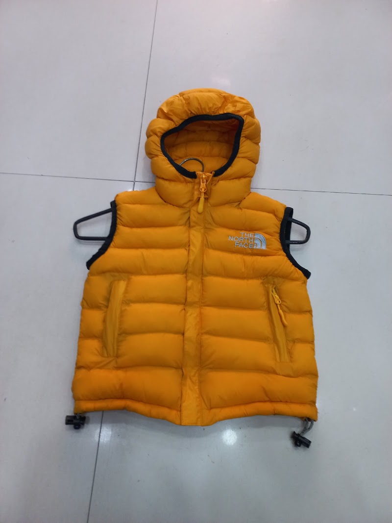 Sunrise Trekking Equipment Stores SALE and RENT - Sunrise Trekking Equipment Stores SALE and RENT 17 Street, Lakeside Rd, Pokhara 33700, Nepal