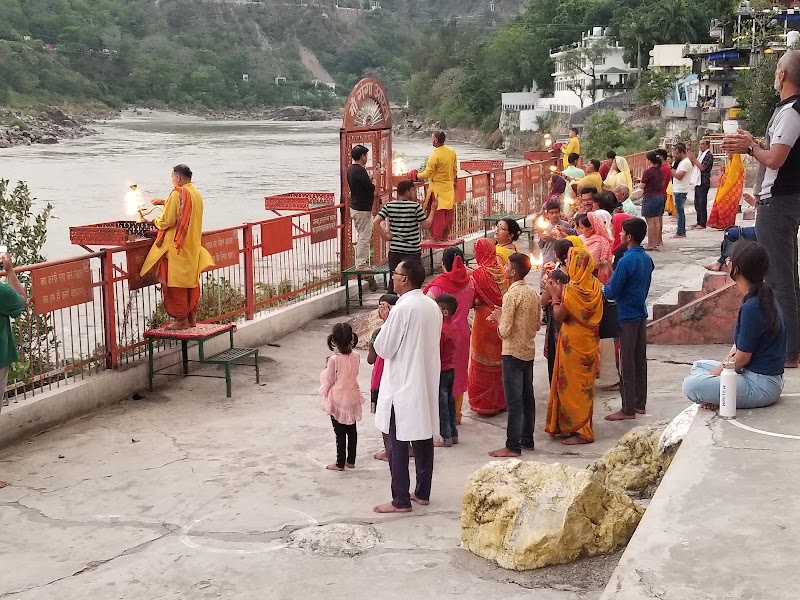 Hill view - Hill view, 48FJ+MC7, Neelkanth road, near sonu guest house, opposite of Santa seva ashram, Laxman Jhula, Rishikesh, Jonk, Uttarakhand 249302, India