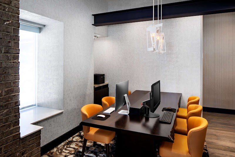 Hyatt Place Long Island City / New York City - Hyatt Place Long Island City / New York City 27-03 43rd Ave, Long Island City, NY 11101, USA