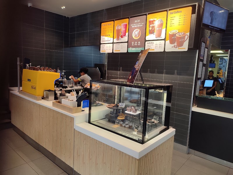 McDonald's - McDonald's, Ambuja Mall, City Centre, Vidhan Sabha Rd, Mowa, Raipur, Chhattisgarh 492014, India