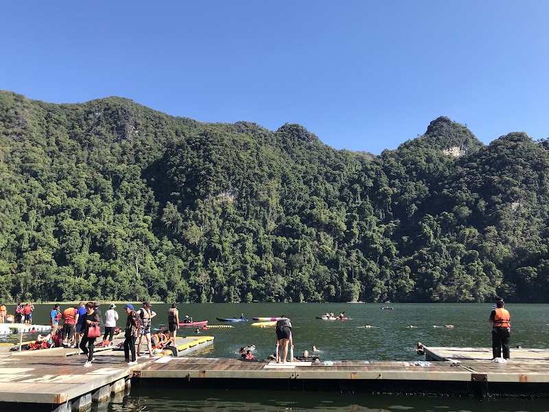 Seeman Watersports - Seeman Watersports, Beach by Dataran Cenang Dataran Cenang, Jalan Pantai Chenang, Mukim Kedawang, 07000 Langkawi, Kedah, Malaysia