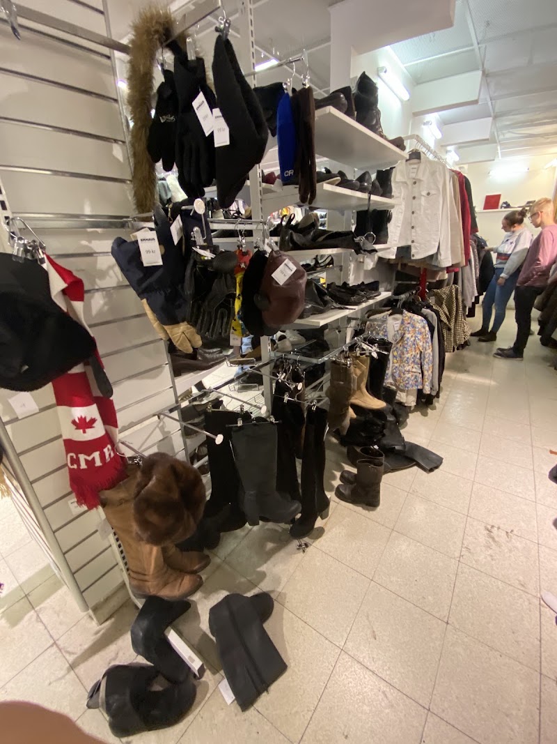 Artikel2 Second hand Slussen (tidigare Emmaus Stockholm) - Artikel2 Second hand Slussen (tidigare Emmaus Stockholm), Peter Myndes backe 8, 118 46 Stockholm, Sweden