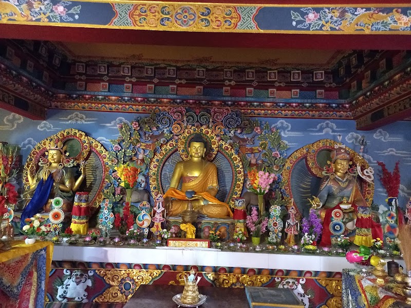 Rinchen Chholing Monastery - Rinchen Chholing Monastery 67WF+Q95, Rinchenpong, Sikkim 737111, India